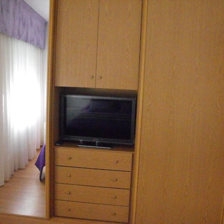 Apartamento Poseidom โอโกรเบ ภายนอก รูปภาพ